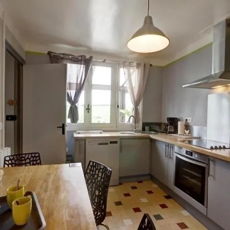House De Combe Souchon 1
